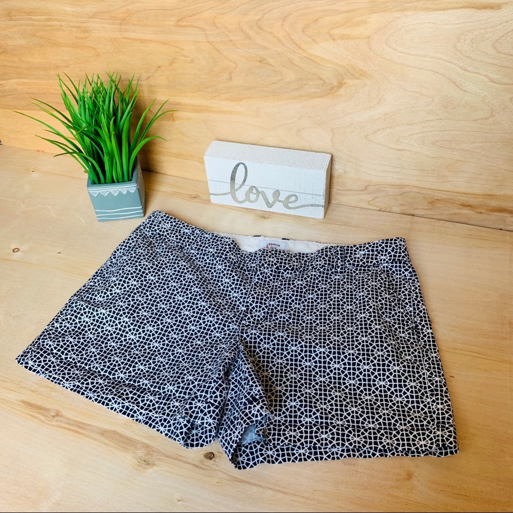 Crown & Ivy Shorts